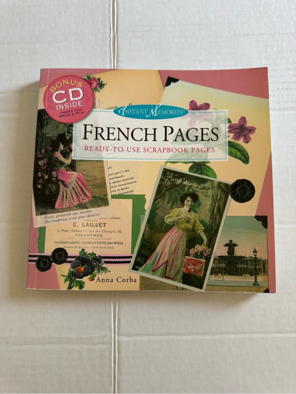 French Pages Ready-to-Use Scrapbook Pages - Pink/Green